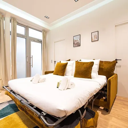 Home In Paris - Grenelle / St Charles *